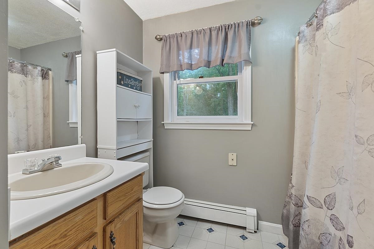 97 Johnson Road Danville, NH 03826 - Photo 18 of 40