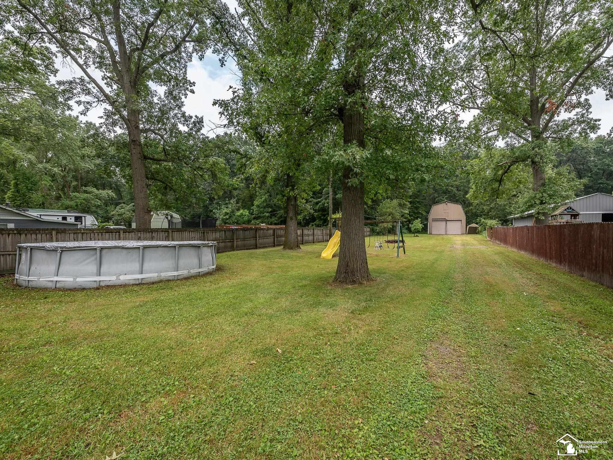 9583 Exeter Road Carleton, MI 48117 - Photo 22 of 30
