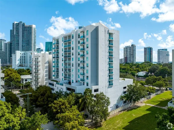 $499,000 | 1723 Southwest 2nd Avenue, Unit 909, Miami, FL 33129