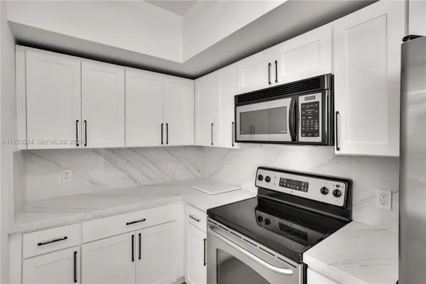 $499,000 | 1723 Southwest 2nd Avenue, Unit 909, Miami, FL 33129