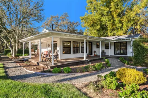 $1,295,000 | 2 Foothill Boulevard, Calistoga, CA 94515