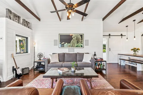 $1,295,000 | 2 Foothill Boulevard, Calistoga, CA 94515