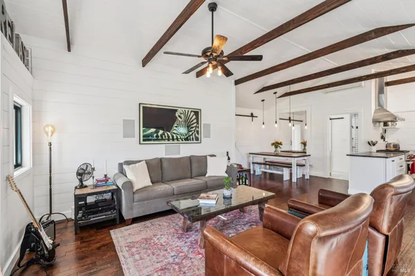 $1,295,000 | 2 Foothill Boulevard, Calistoga, CA 94515