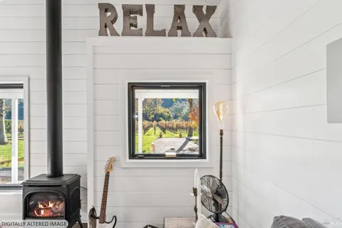 $1,295,000 | 2 Foothill Boulevard, Calistoga, CA 94515