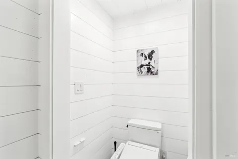 $1,295,000 | 2 Foothill Boulevard, Calistoga, CA 94515