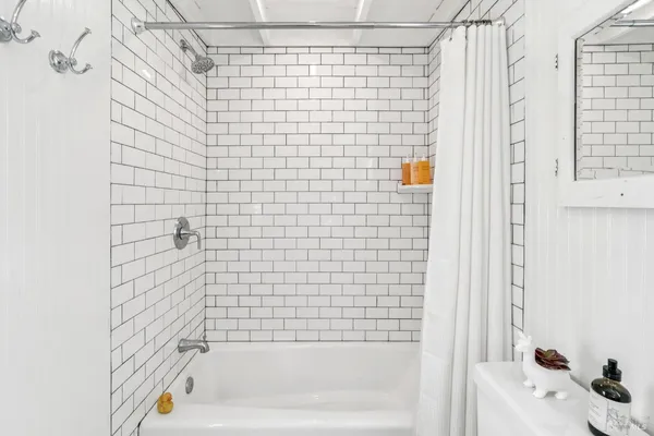 $1,295,000 | 2 Foothill Boulevard, Calistoga, CA 94515