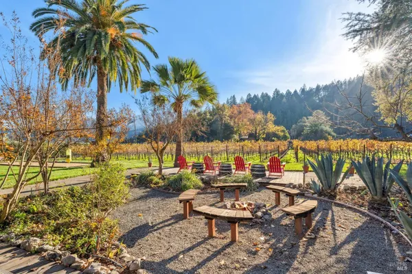 $1,295,000 | 2 Foothill Boulevard, Calistoga, CA 94515