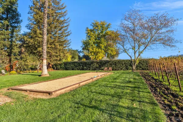 $1,295,000 | 2 Foothill Boulevard, Calistoga, CA 94515