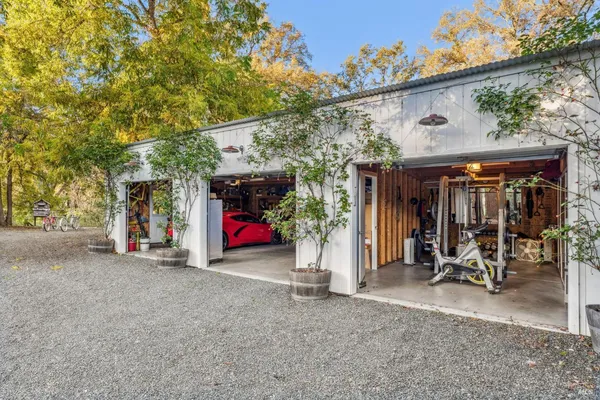 $1,295,000 | 2 Foothill Boulevard, Calistoga, CA 94515
