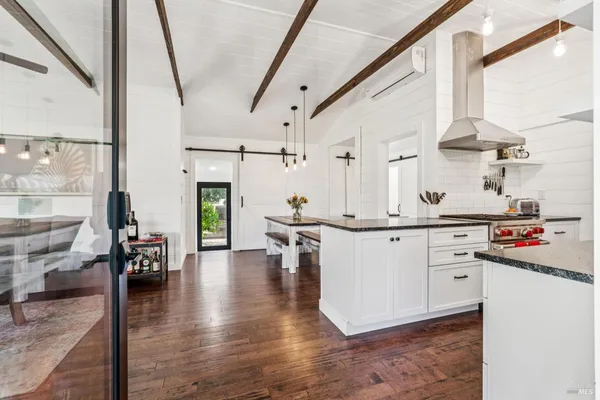 $1,295,000 | 2 Foothill Boulevard, Calistoga, CA 94515