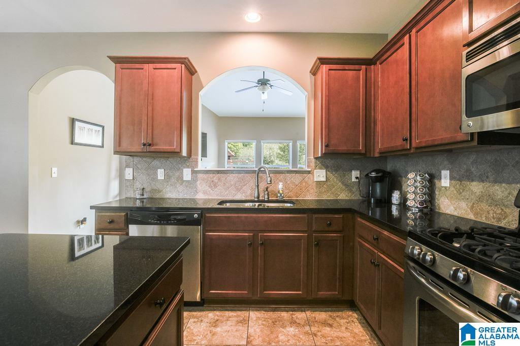 528 Horizon Street Alabaster, AL 35114 - Photo 13 of 32 Gallery Image 13
