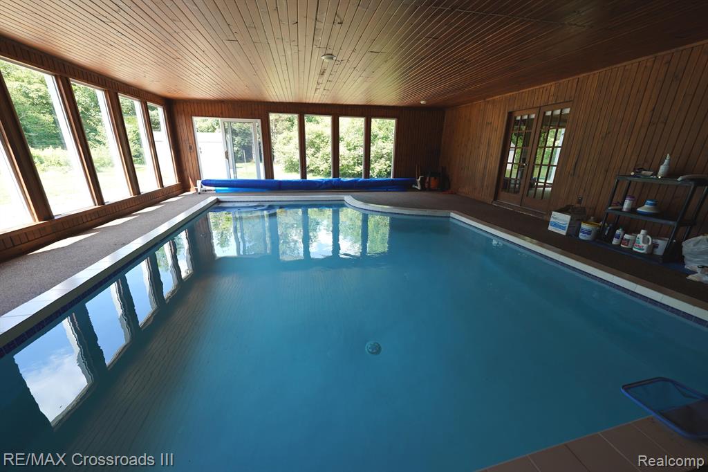 34708 Ash Road New Boston, MI 48164 - Photo 2 of 22