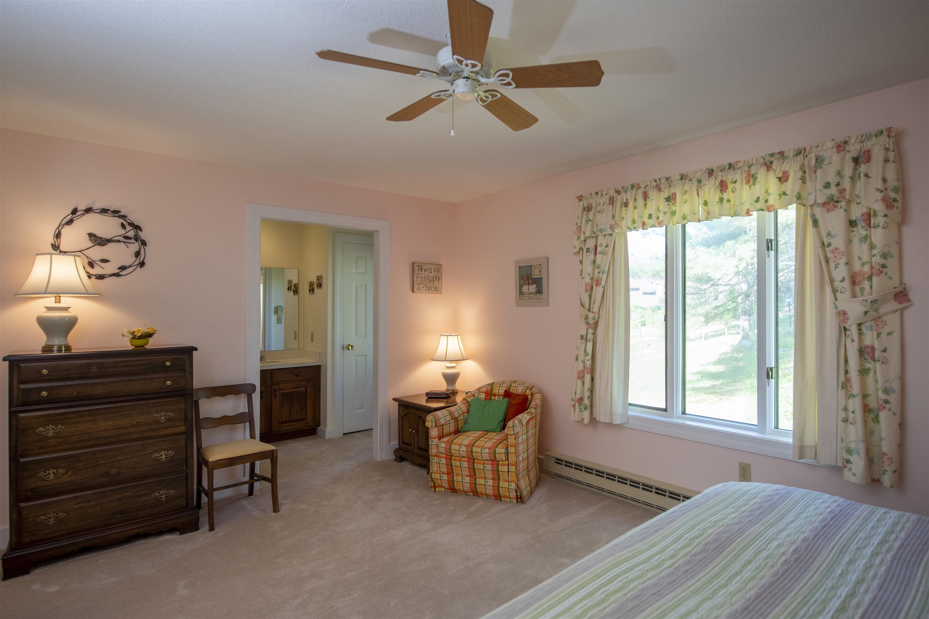416 Lyman Batcheller Road, Unit B Hartford, VT 05059 - Photo 15 of 28 Gallery Image 15