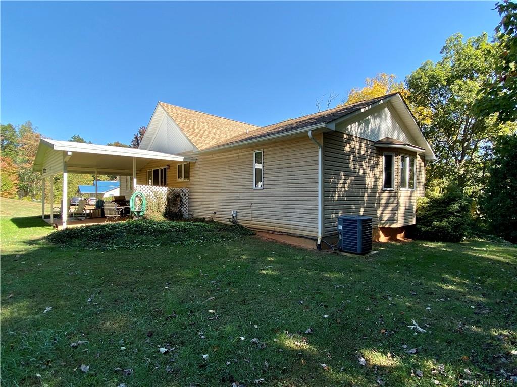 81 Golddigger Road Candler, NC 28715 - Photo 22 of 23 Gallery Image 22