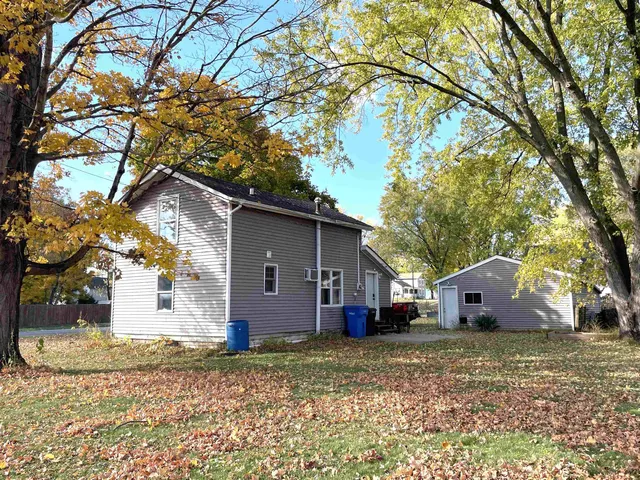 $135,000 | 701 15th Street, Brodhead, WI 53520