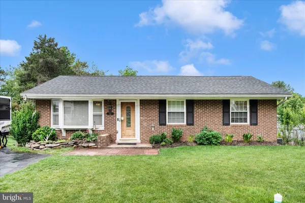 $420,000 | 825 2nd Avenue, Brunswick, MD 21716