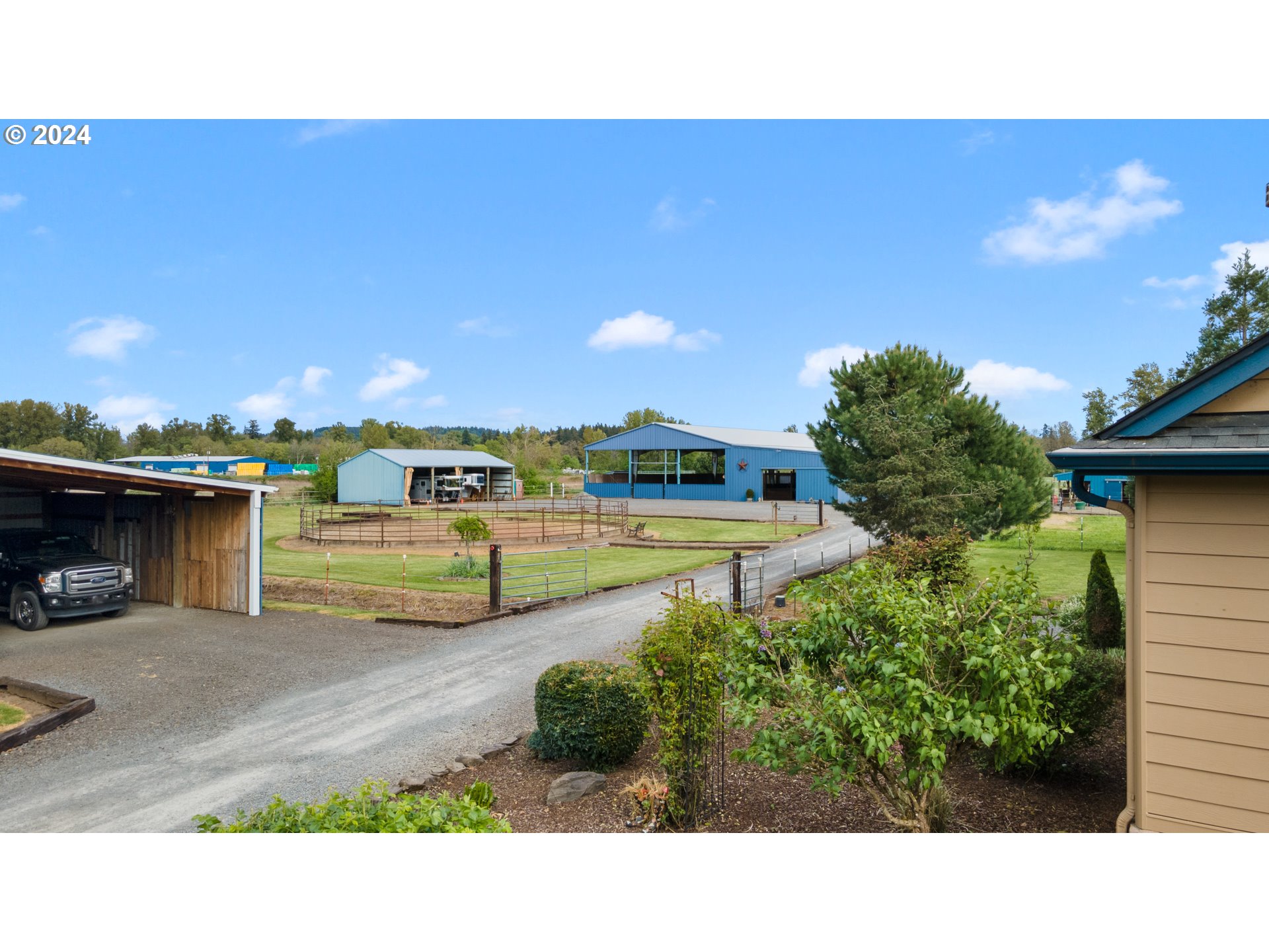 12430 South Oak Grove Road Canby, OR 97013 - Photo 8 of 34