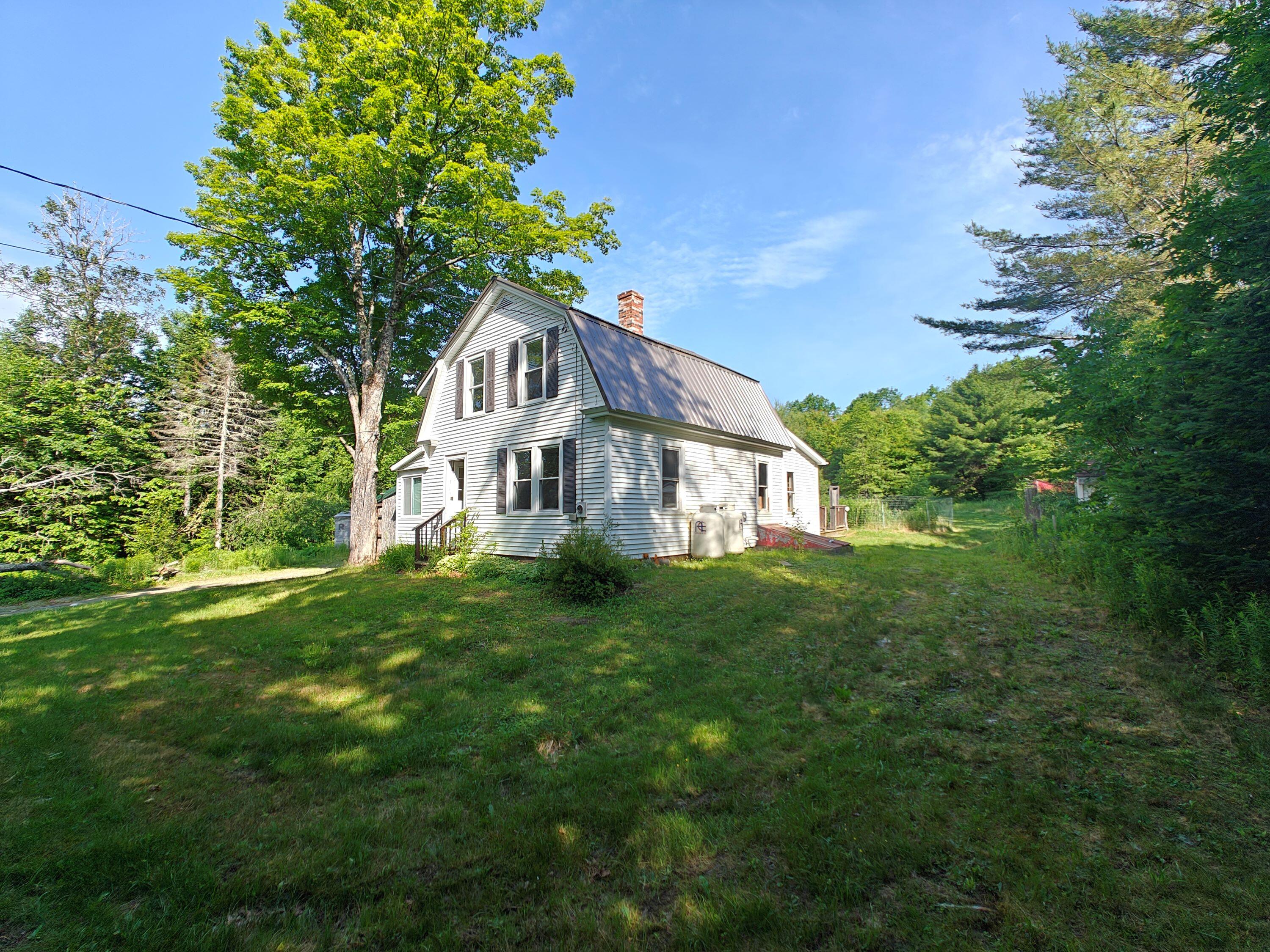 1052 Douty Hill Road Sangerville, ME 04479 - Photo 6 of 28 1052 front right