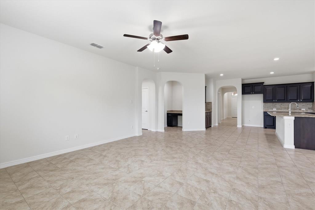 4312 Lost Creek Road Denton, TX 76210 - Photo 10 of 40