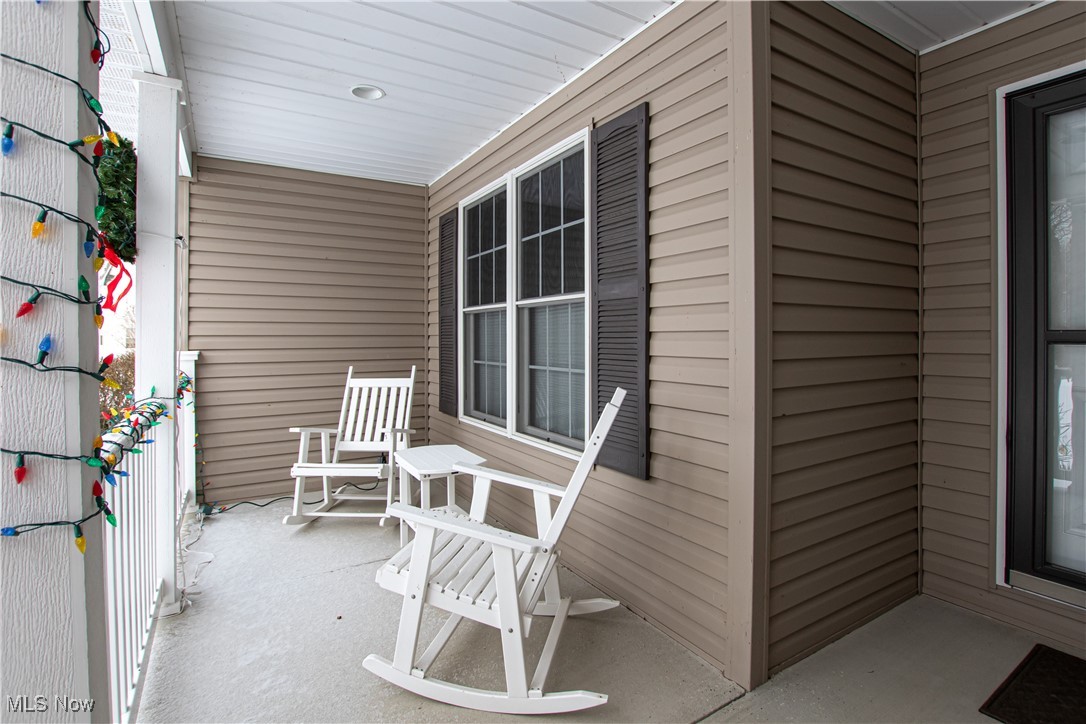 945 Harris Road Sheffield Lake, OH 44054 - Photo 2 of 41 Gallery Image 2
