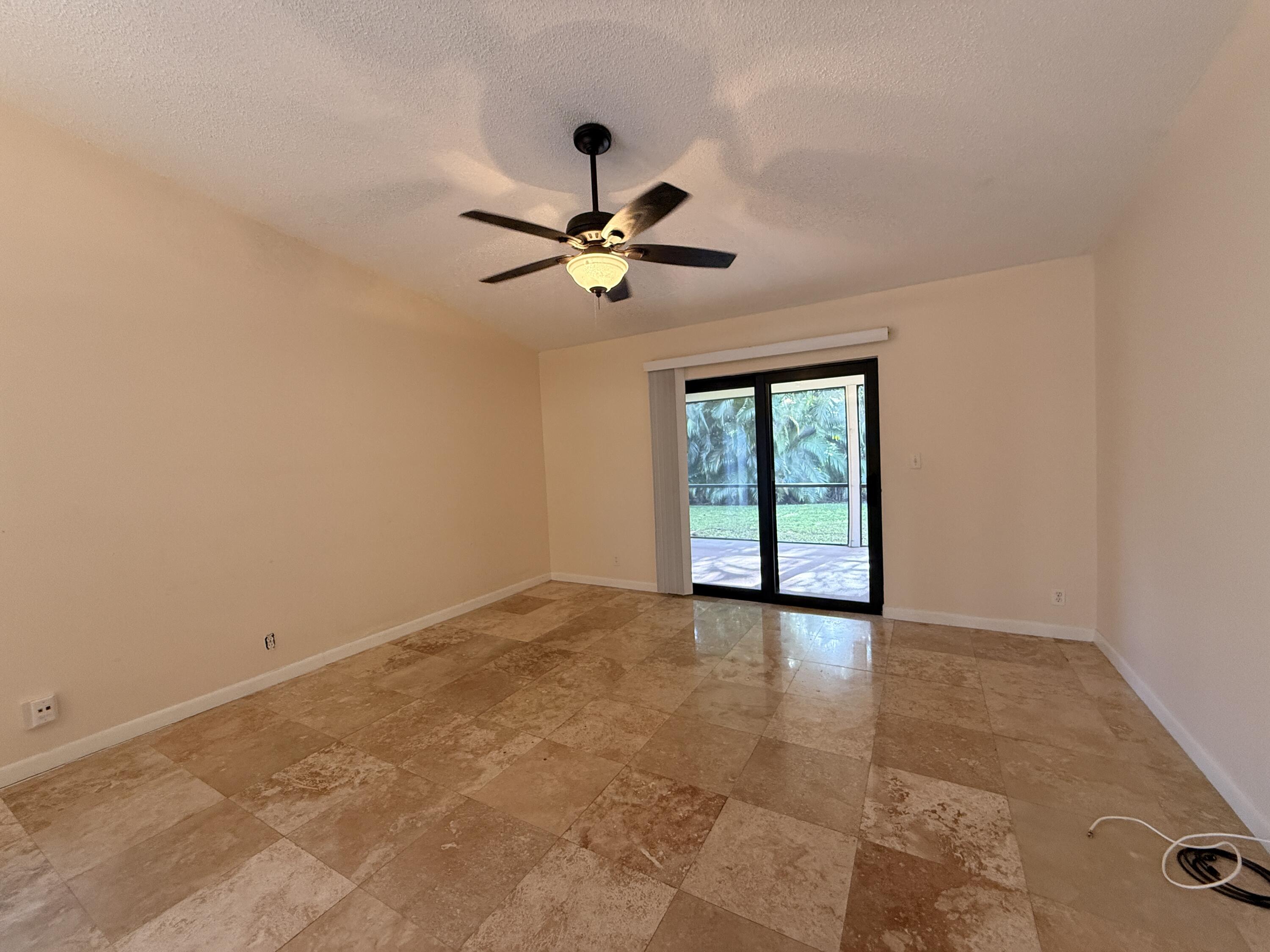 450 Northeast 42nd Street Boca Raton, FL 33431 - Photo 11 of 25 Living Area