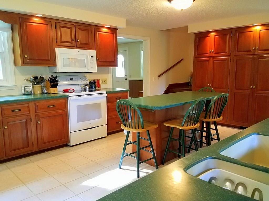 697 Whittier Road Farmington, ME 04938 - Photo 4 of 35 Kitchen