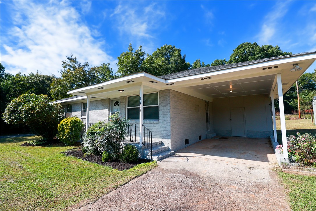 2804 Chestnut Drive Anderson, SC 29624 - Photo 2 of 39