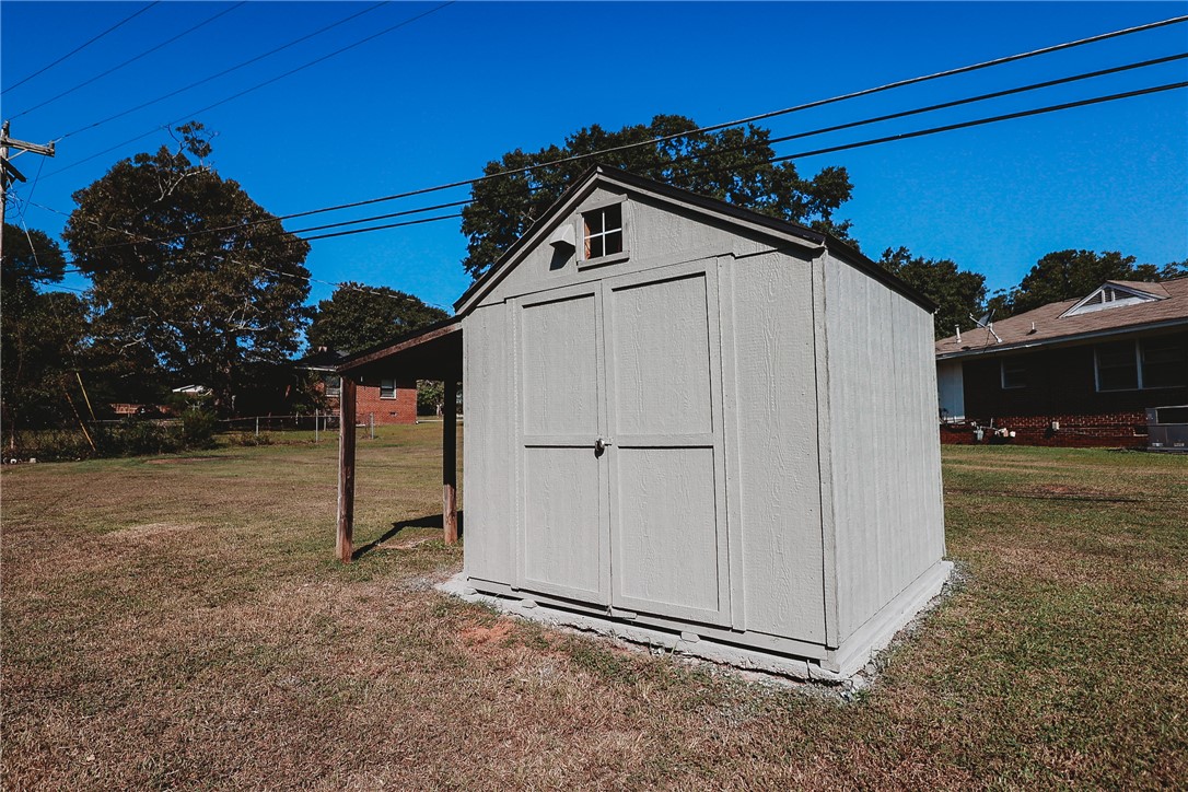 2804 Chestnut Drive Anderson, SC 29624 - Photo 7 of 39