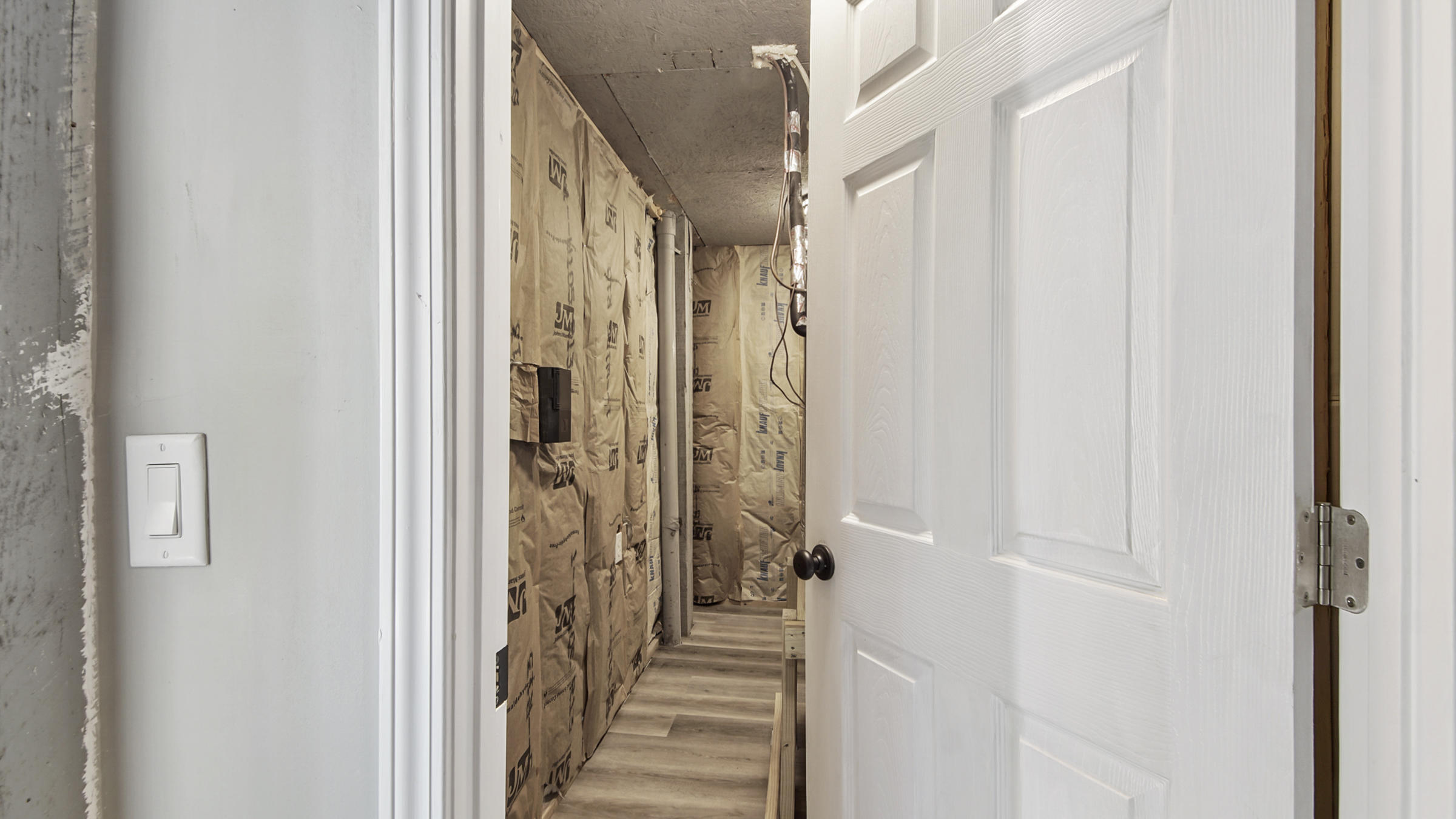 3 Dalton Drive Santa Rosa Beach, FL 32459 - Photo 30 of 33 a view of a hallway with a elevator