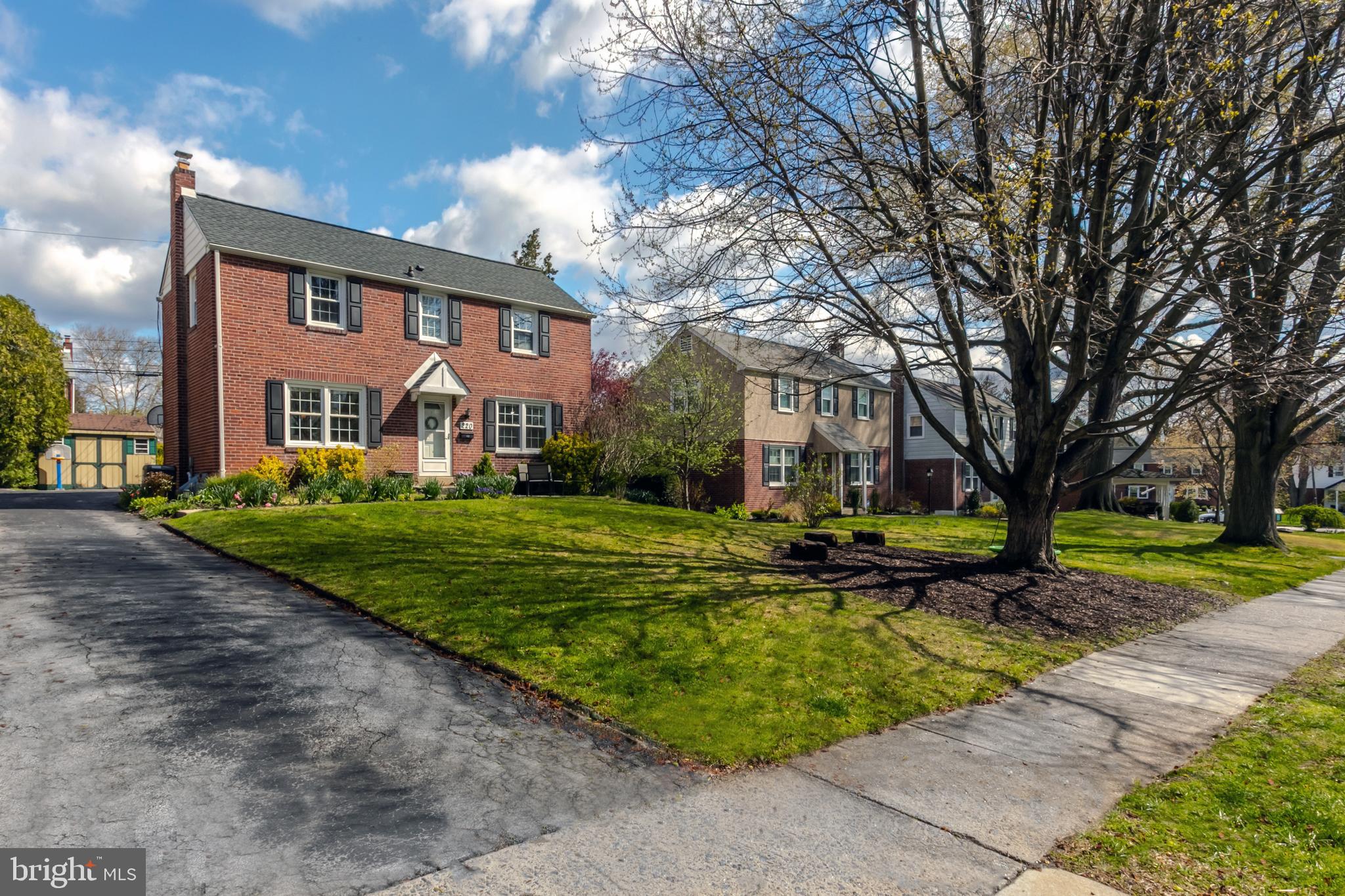 220 Wickford Road Havertown, PA 19083 - Photo 1 of 29