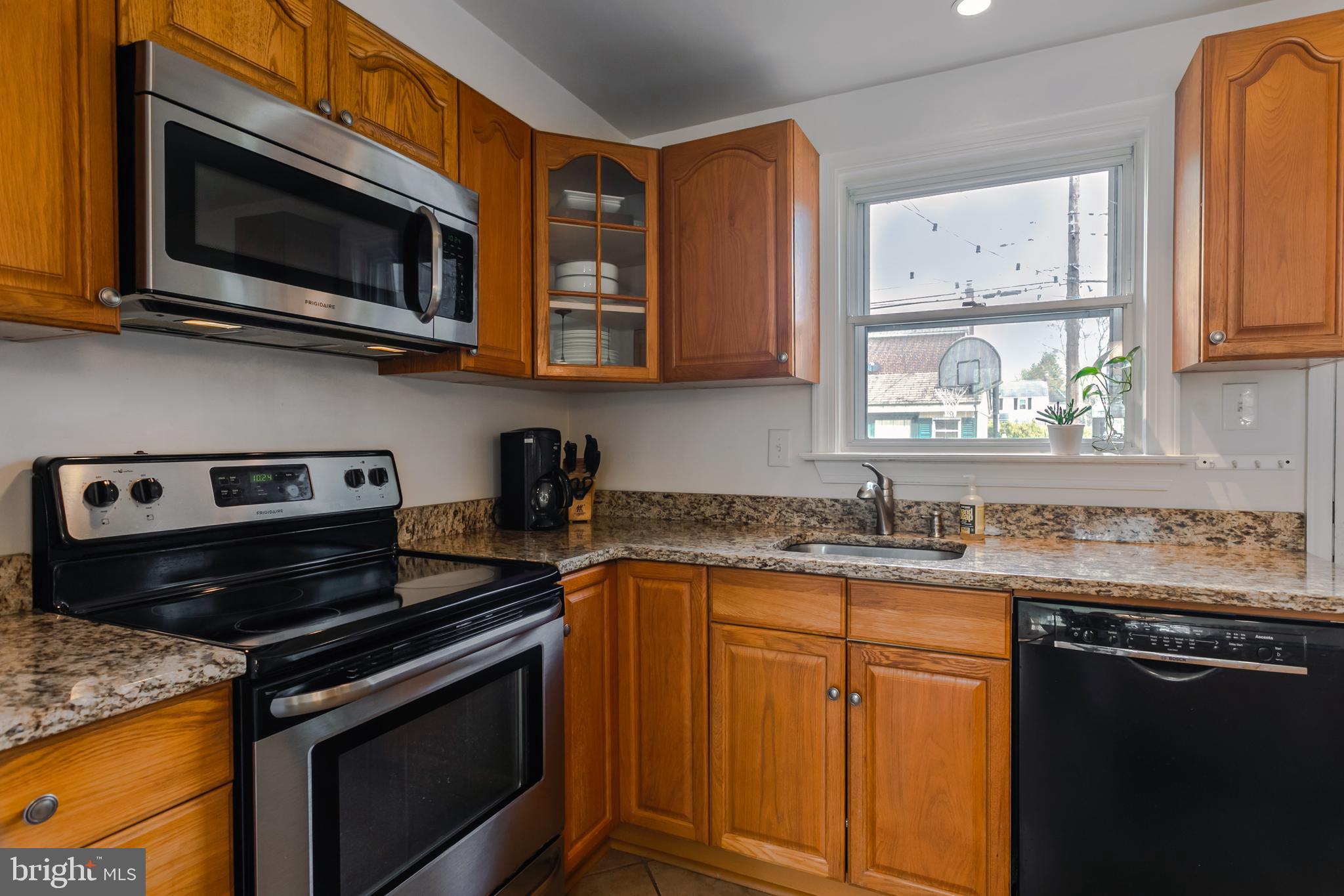 220 Wickford Road Havertown, PA 19083 - Photo 12 of 29