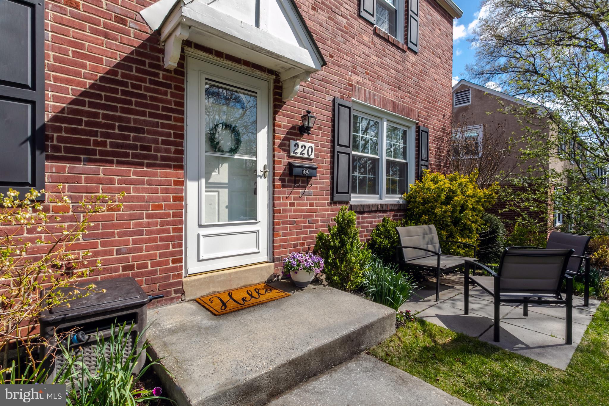 220 Wickford Road Havertown, PA 19083 - Photo 2 of 29