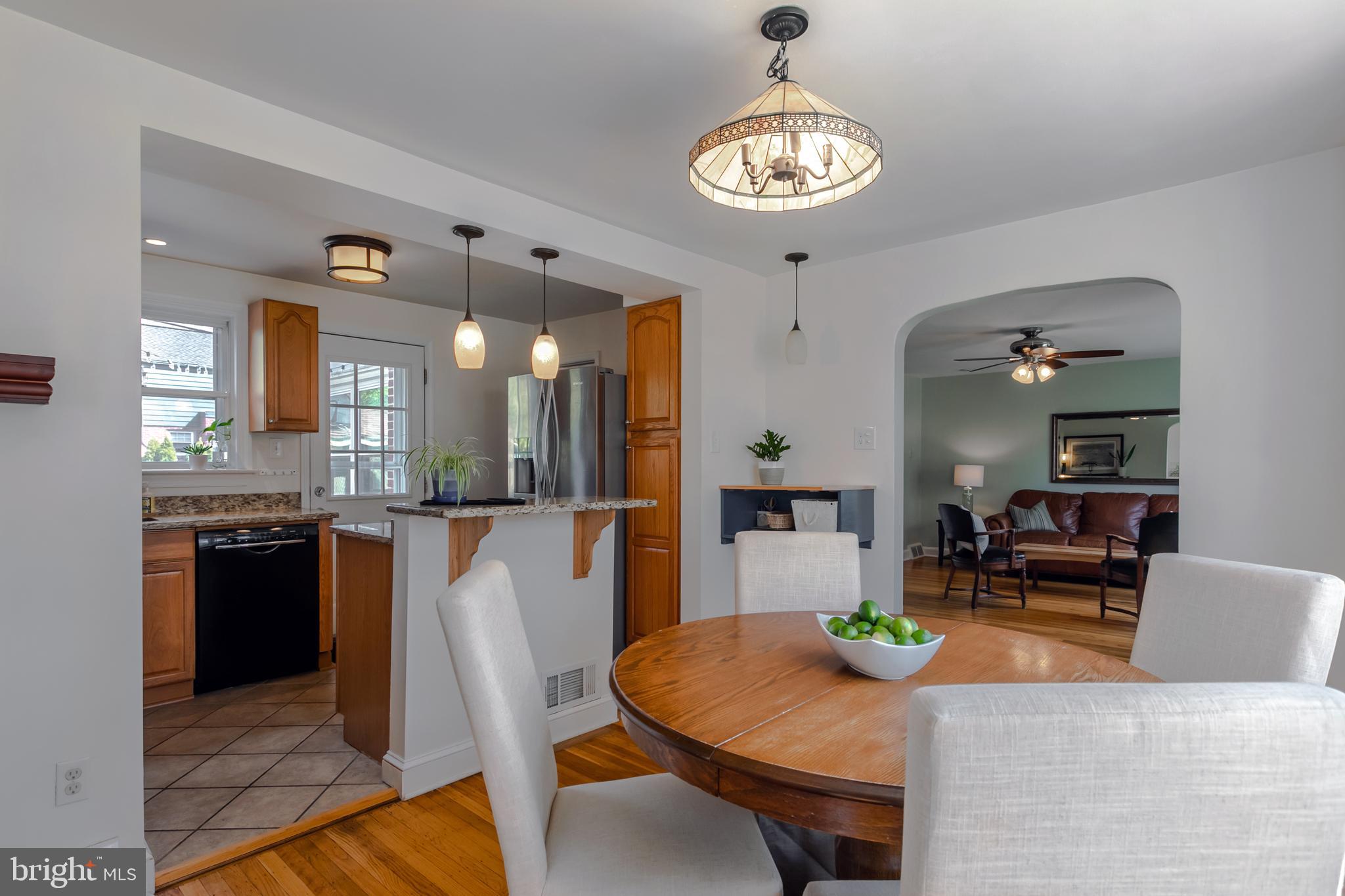 220 Wickford Road Havertown, PA 19083 - Photo 8 of 29