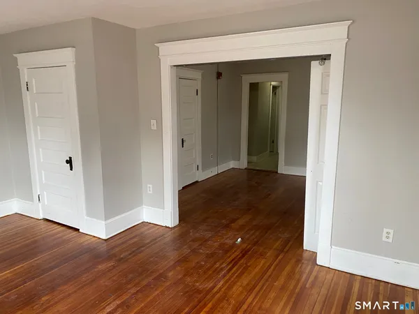 $1,300 | 177 West Street, Unit 5, Bristol, CT 06010