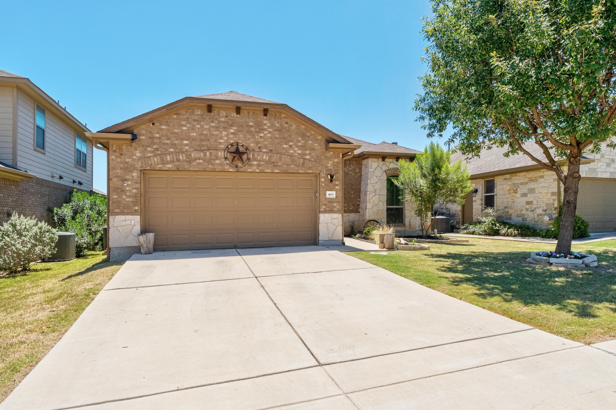 463 Tranquility Mountain Buda, TX 78610 - Photo 3 of 29