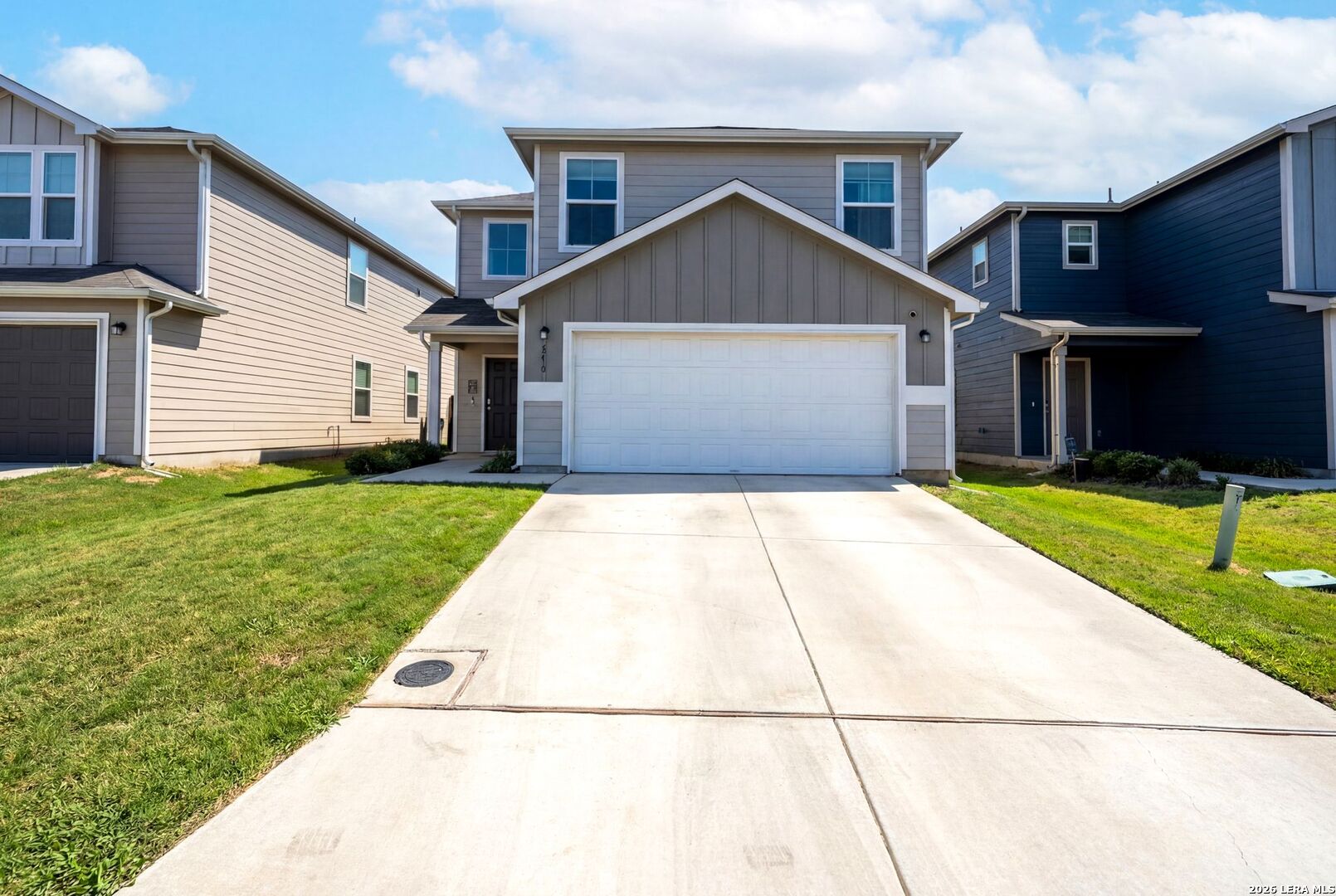 a front view of house with yard