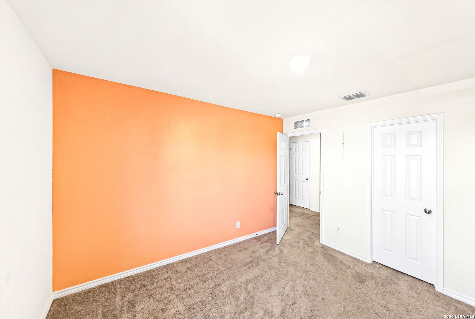 6710 Turnpike Converse, TX 78109 - Photo 20 of 34 a view of an empty room