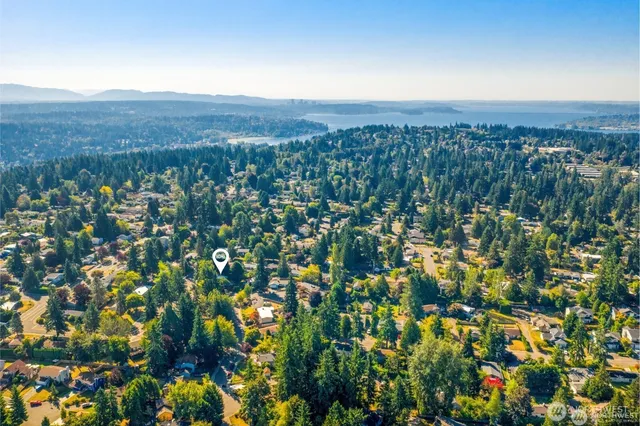 $1,299,000 | 8801 Northeast 140th Place, Kirkland, WA 98034