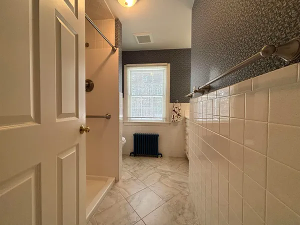 $4,500 | 104 Woodland Road, North Hampton, NH 03862