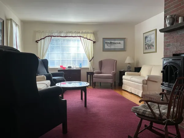 $4,500 | 104 Woodland Road, North Hampton, NH 03862