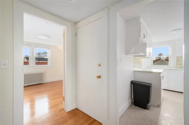 $2,300 | 97 Bliss Mine Road, Newport, RI 02840