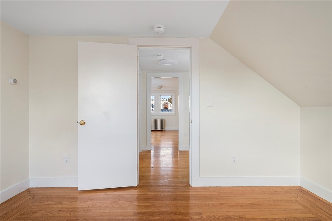 97 Bliss Mine Road Newport, RI 02840 - Photo 17 of 32