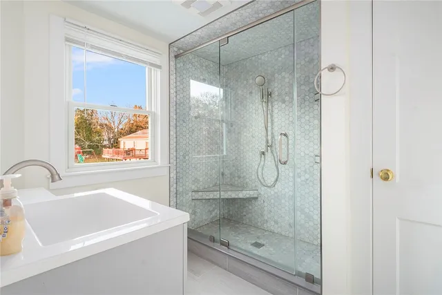 $2,300 | 97 Bliss Mine Road, Newport, RI 02840