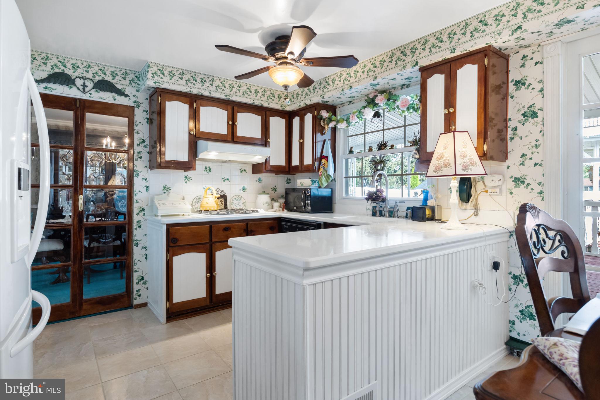 1027 Valley Road Warminster, PA 18974 - Photo 11 of 44 Gallery Image 11