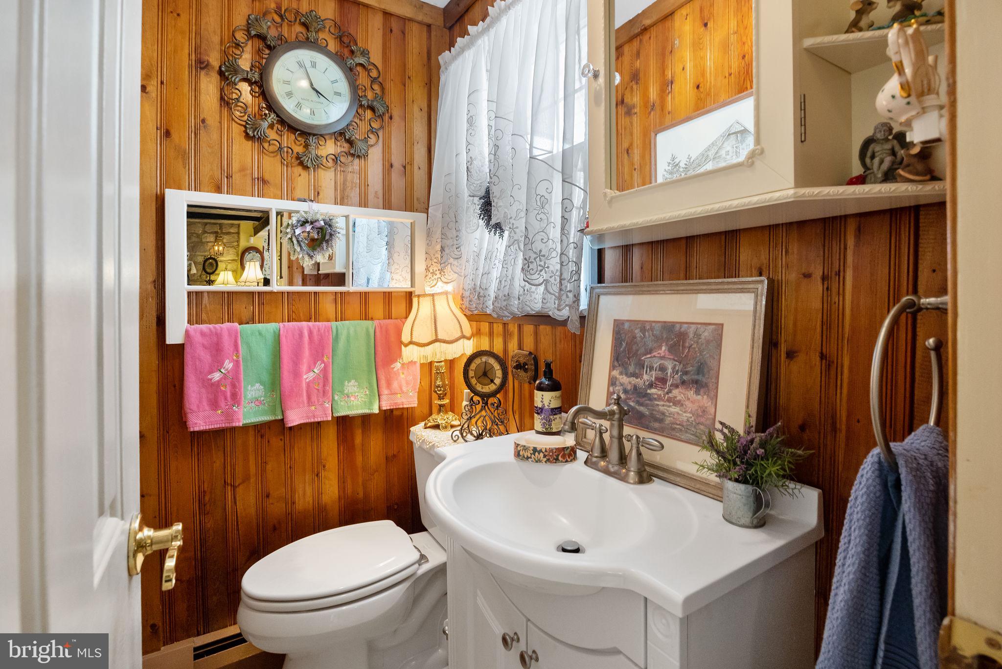 1027 Valley Road Warminster, PA 18974 - Photo 20 of 44 Gallery Image 20