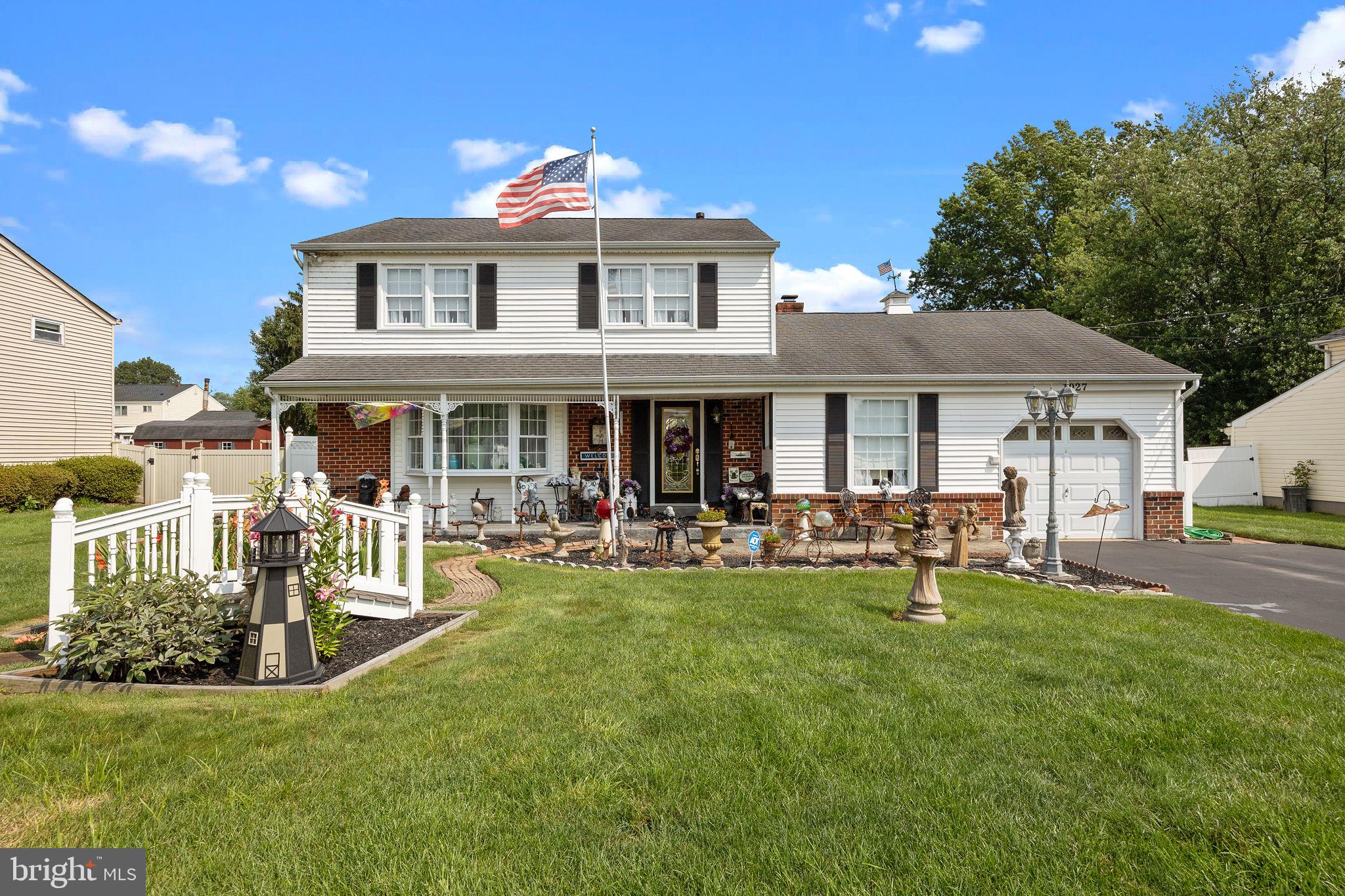 1027 Valley Road Warminster, PA 18974 - Photo 2 of 44 Gallery Image 2