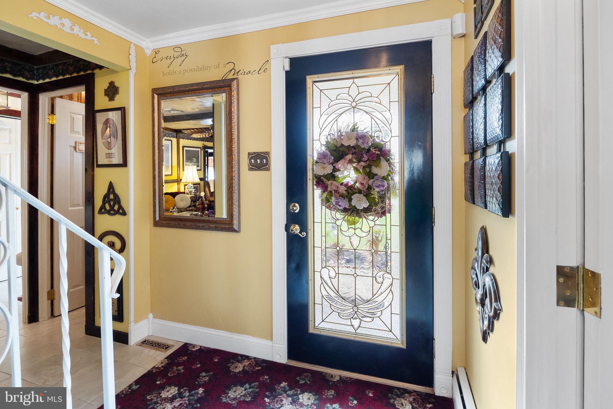 1027 Valley Road Warminster, PA 18974 - Photo 4 of 44 Gallery Image 4