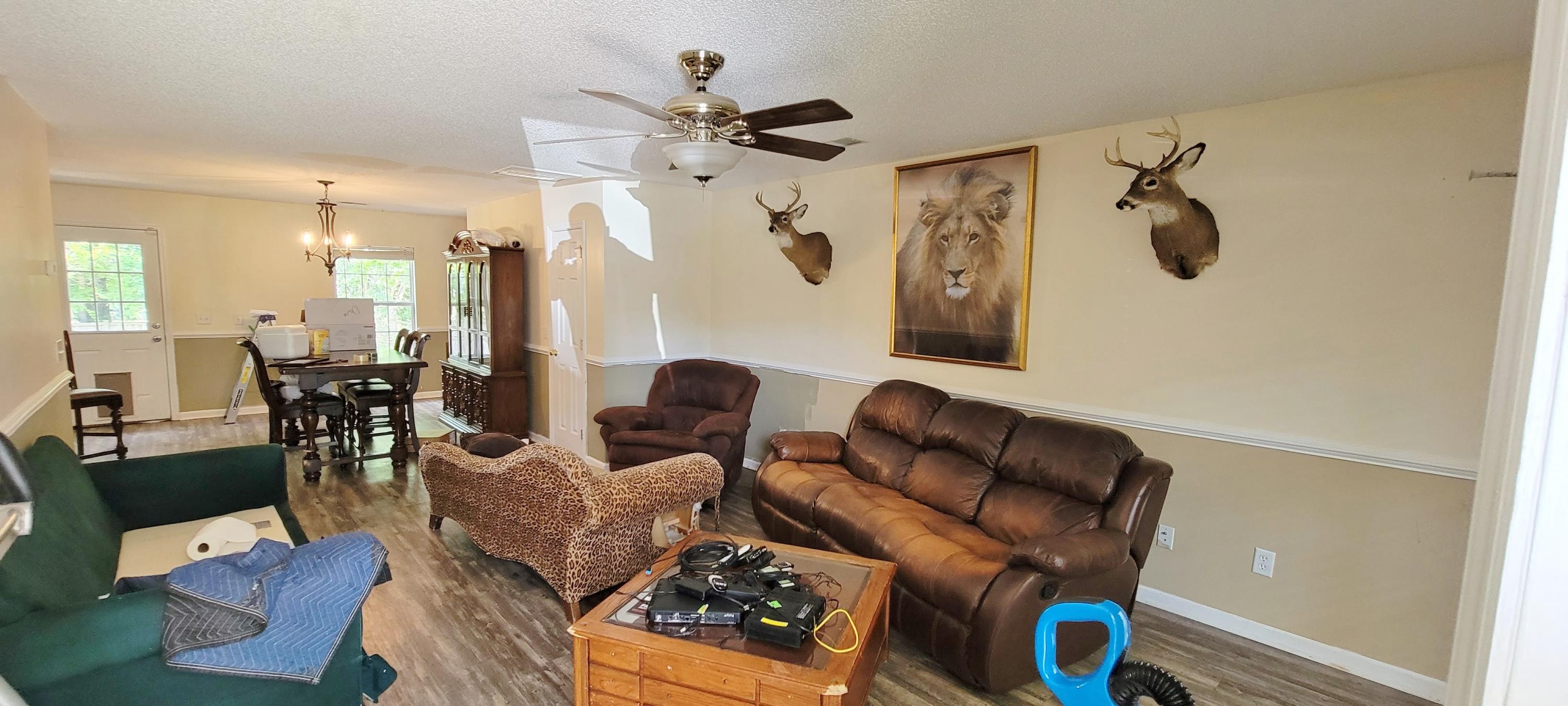 153 Thistle Road Goose Creek, SC 29445 - Photo 4 of 19 20210503_151502