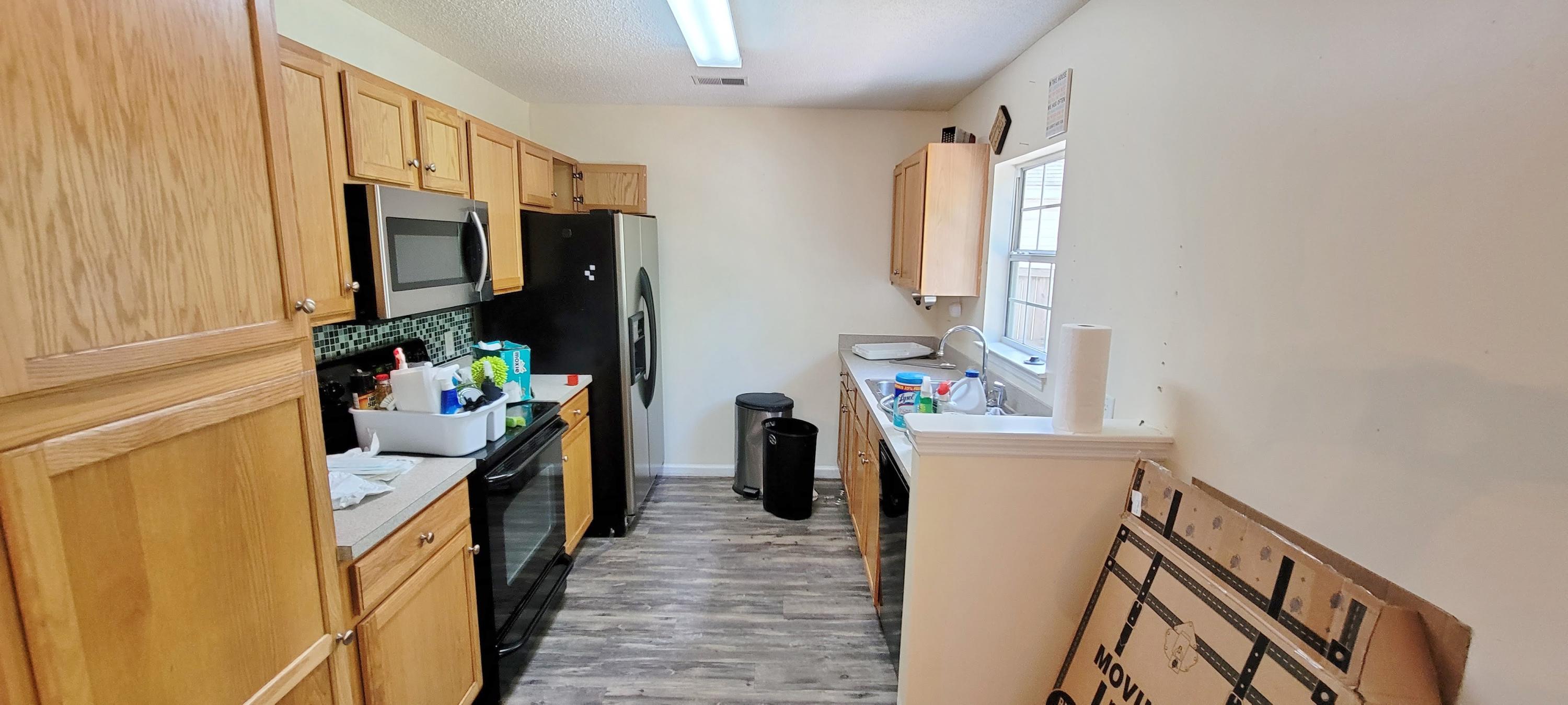 153 Thistle Road Goose Creek, SC 29445 - Photo 7 of 19 20210503_151543