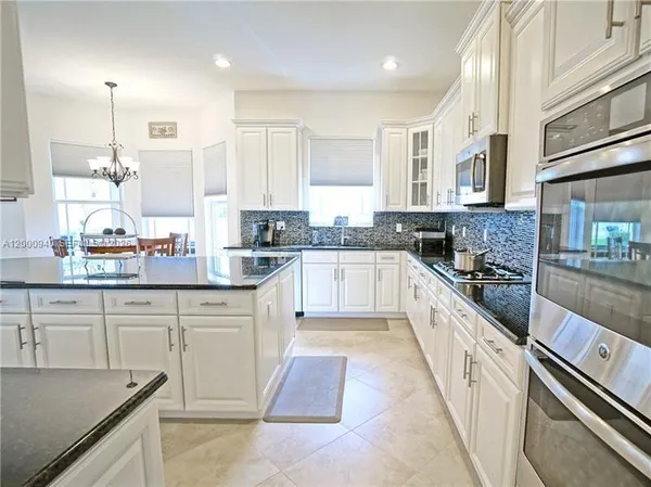 $6,900 | 8630 Lakeside Bend, Parkland, FL 33076